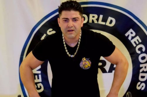 26 bin 305 kilo Kaldırarak Dünya Rekoru Kırdı